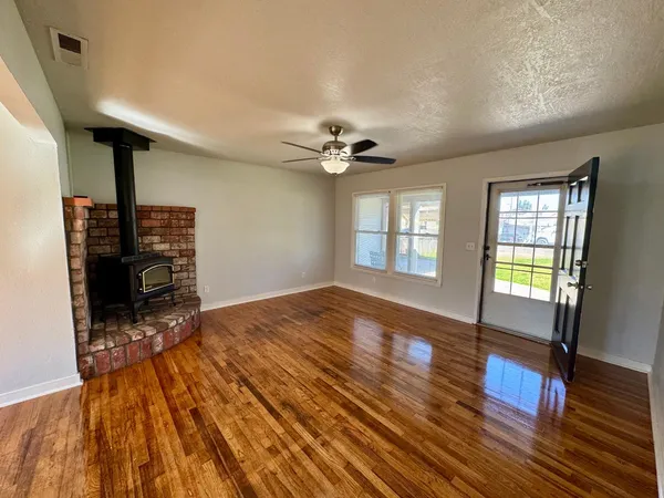 $365,000 | 3825 San Joaquin Avenue, Denair, CA 95316