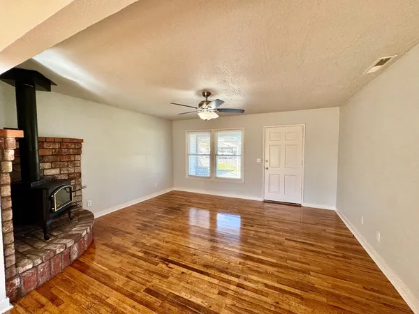 $365,000 | 3825 San Joaquin Avenue, Denair, CA 95316