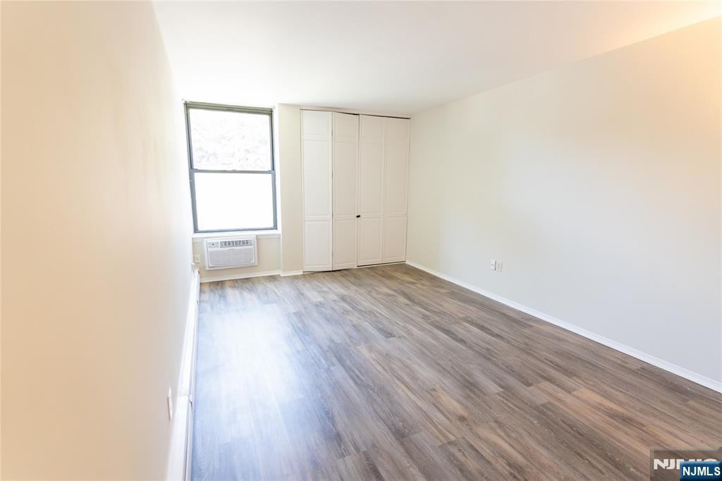 365 River Road, Unit E Nutley, NJ 07110 - Photo 17 of 32