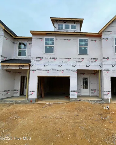 $312,900 | 232 Elijah Way, Unit 8, Vass, NC 28394