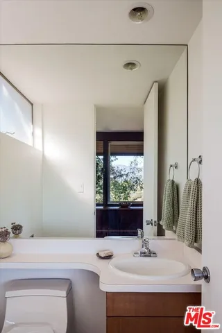 $1,699,000 | 4976 Glenalbyn Drive, Los Angeles, CA 90065