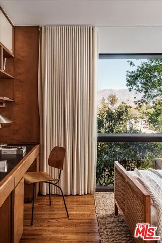 $1,699,000 | 4976 Glenalbyn Drive, Los Angeles, CA 90065