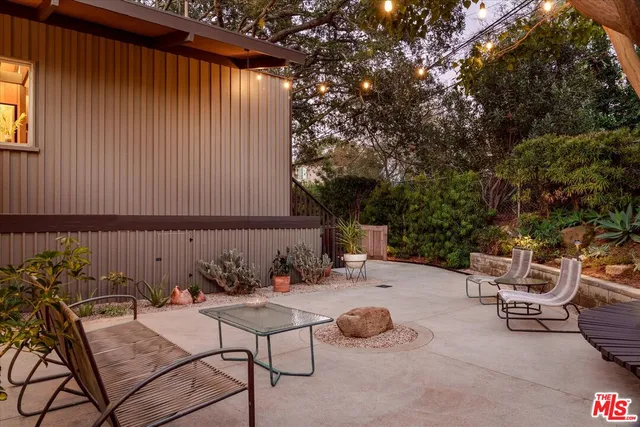 $1,699,000 | 4976 Glenalbyn Drive, Los Angeles, CA 90065