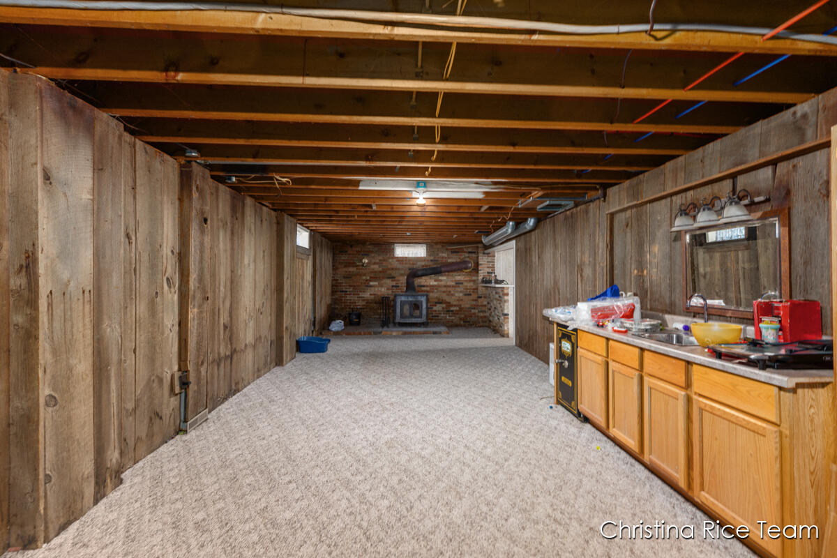 8596 East Colby Road Crystal, MI 48818 - Photo 16 of 20 IMG_1015