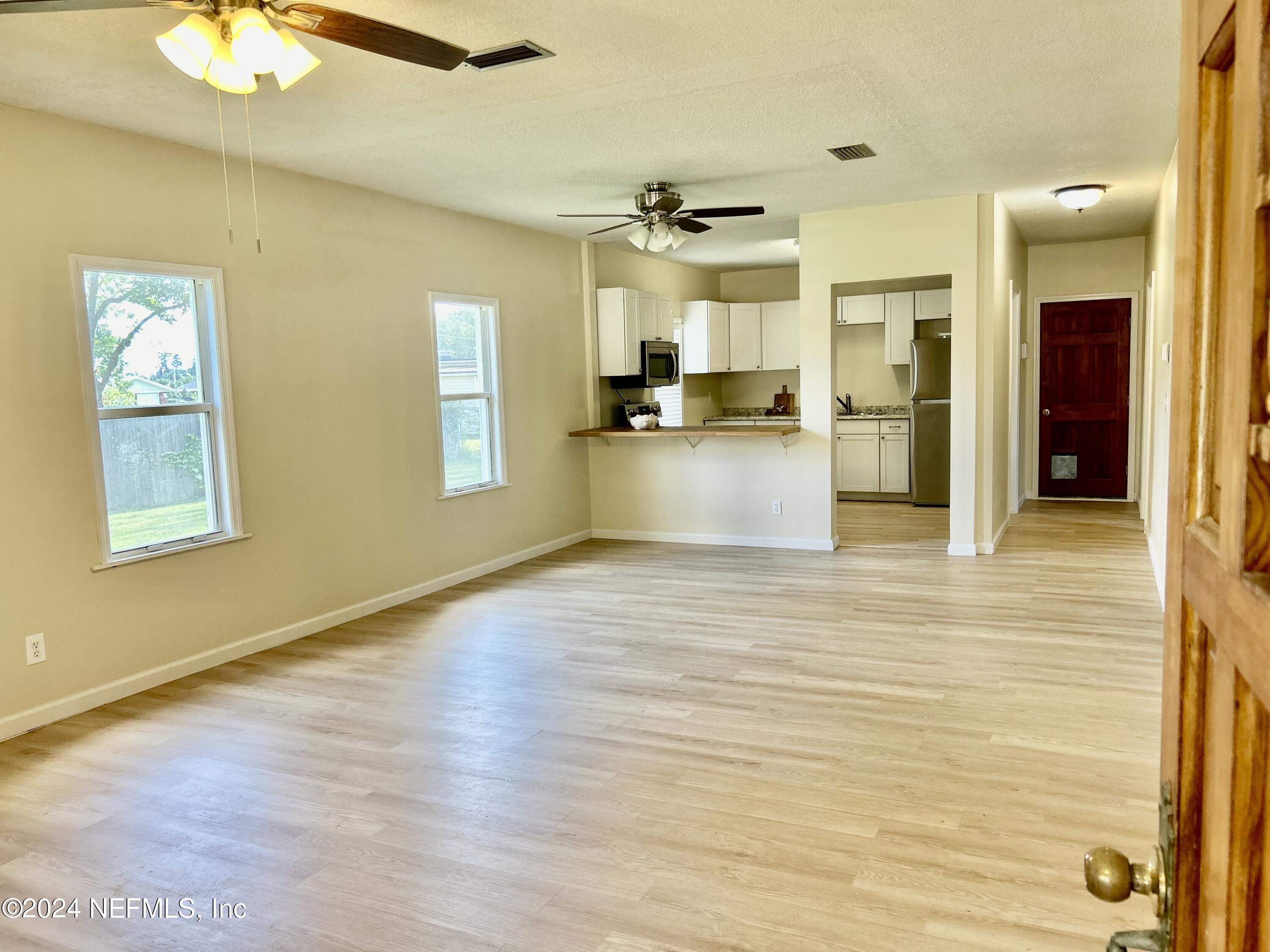 348 South Second Street Macclenny, FL 32063 - Photo 5 of 26 IMG_8282