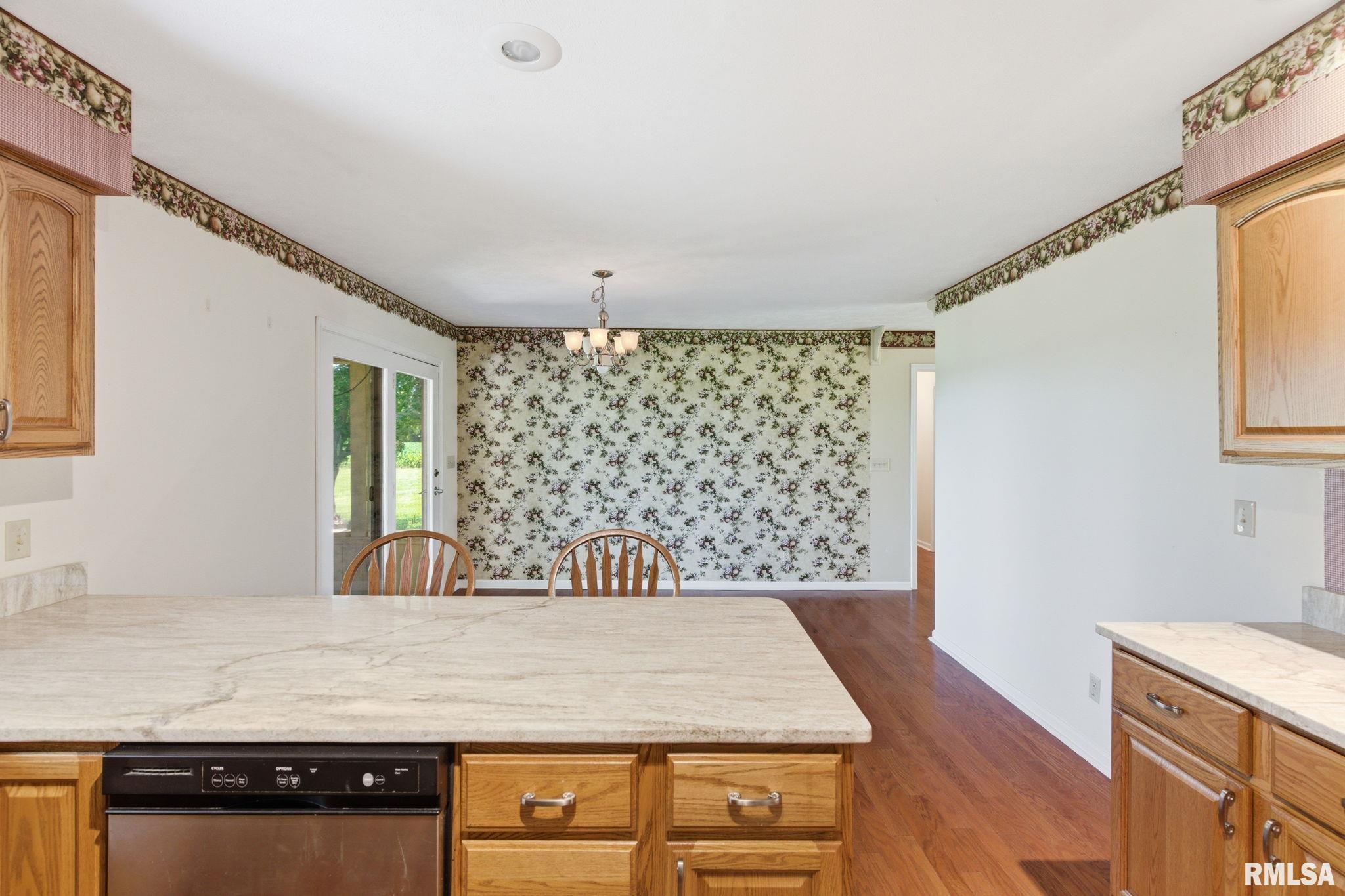 3866 North Reed Station Road De Soto, IL 62924 - Photo 6 of 48 Gallery Image 6