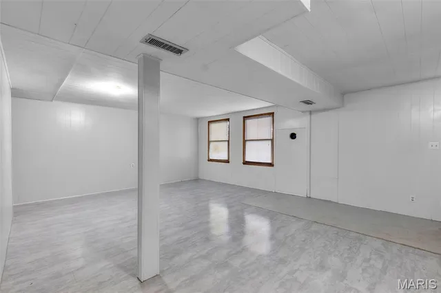 $299,900 | 1167 South Deer Trail, Fredericktown, MO 63645