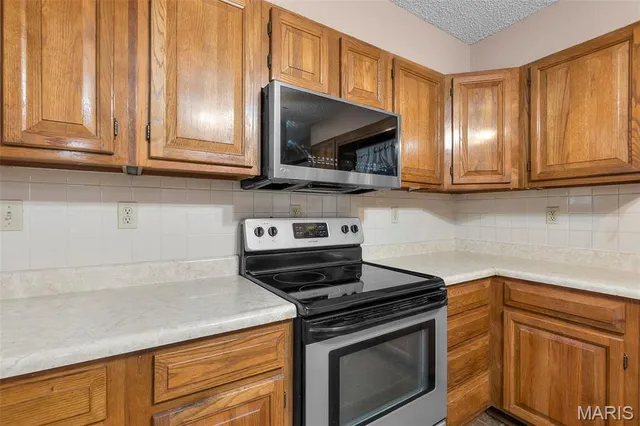 $299,900 | 1167 South Deer Trail, Fredericktown, MO 63645