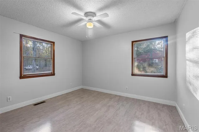 $299,900 | 1167 South Deer Trail, Fredericktown, MO 63645