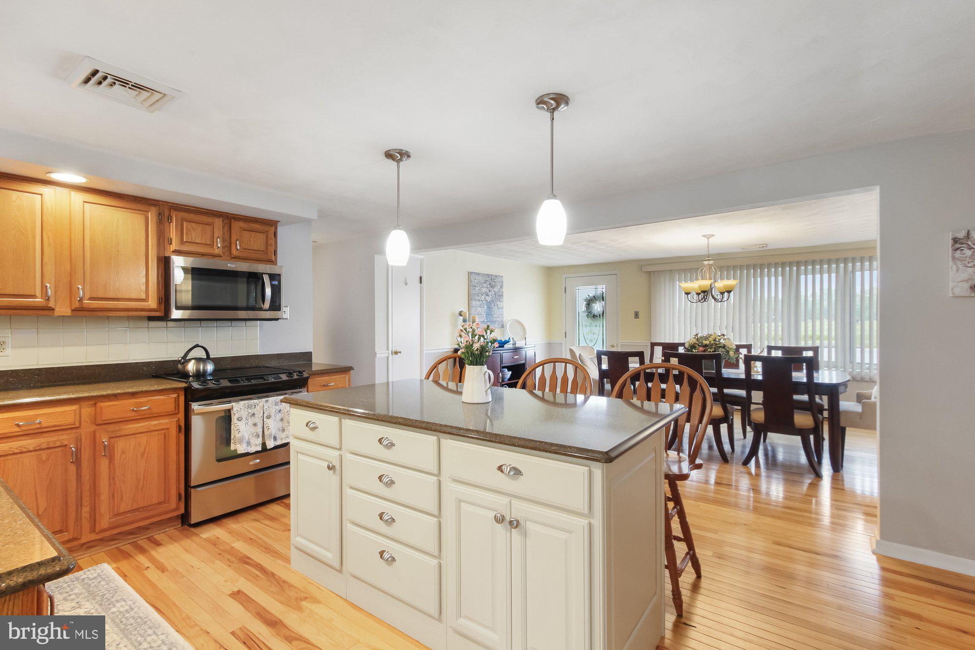 155 Zions View Road Manchester, PA 17345 - Photo 6 of 24 Gallery Image 6