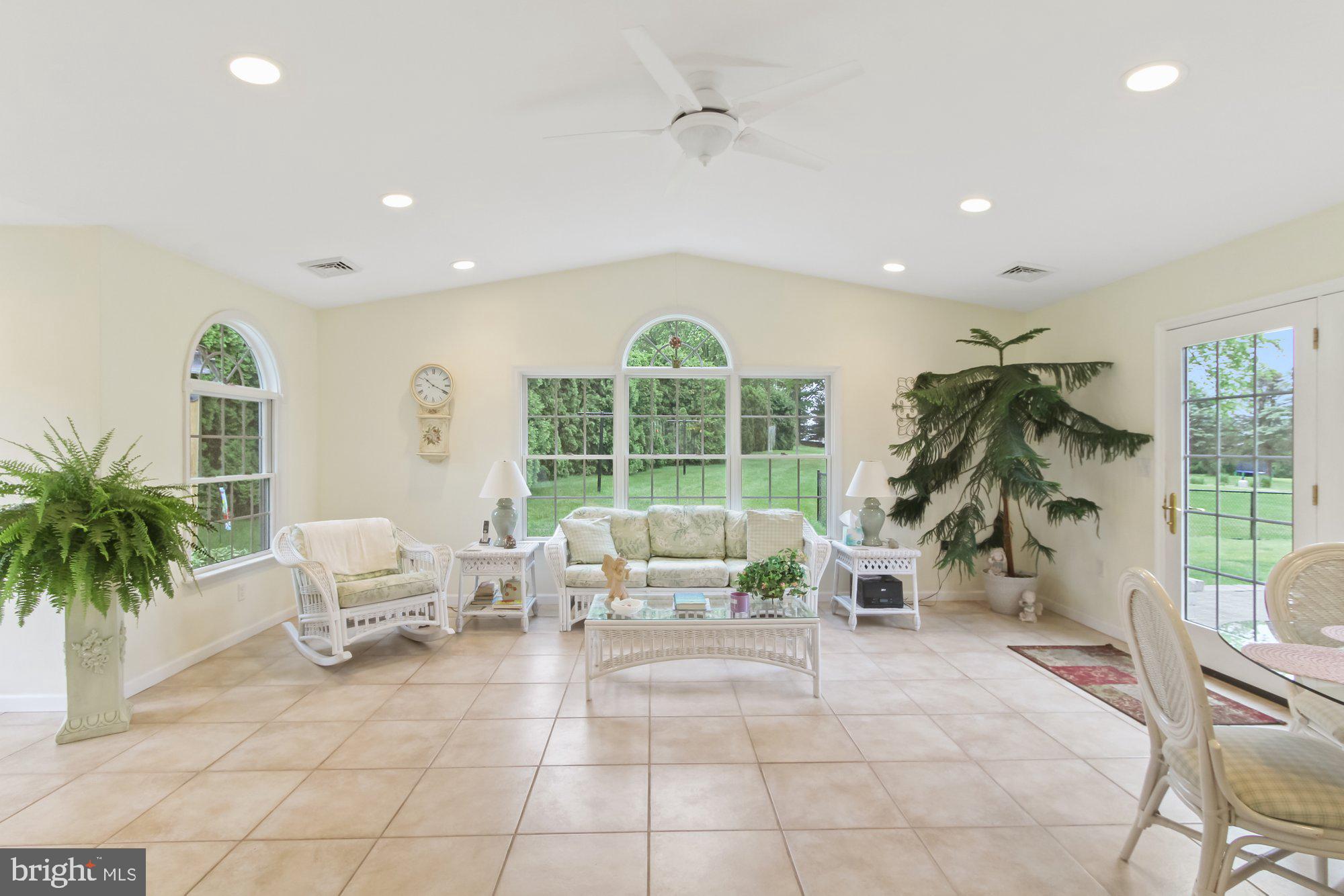 155 Zions View Road Manchester, PA 17345 - Photo 9 of 24 Gallery Image 9