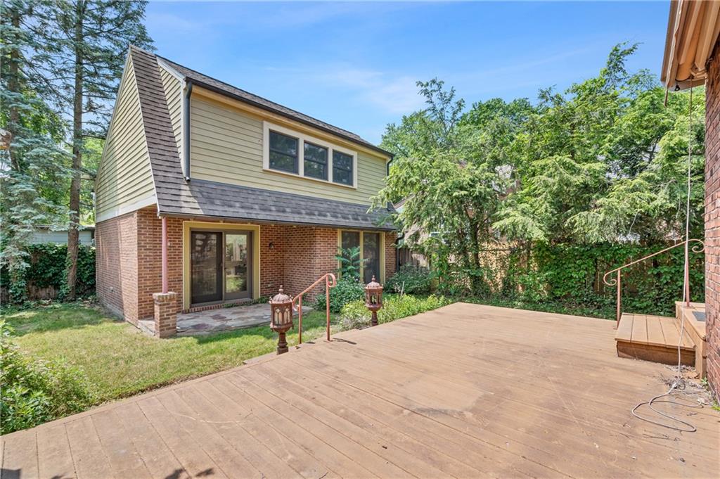 7520 Graymore Road Pittsburgh, PA 15221 - Photo 26 of 32 Gallery Image 26