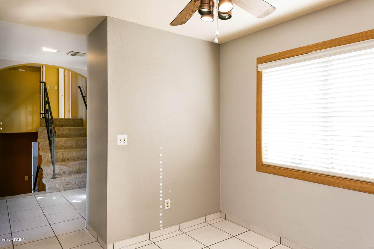 41568 North Rattlesnake Road San Tan Valley, AZ 85140 - Photo 8 of 32 a view of a hallway with interior of the house