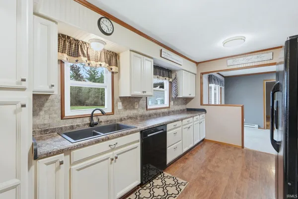 $380,000 | 2446 East 350 North, Bluffton, IN 46714