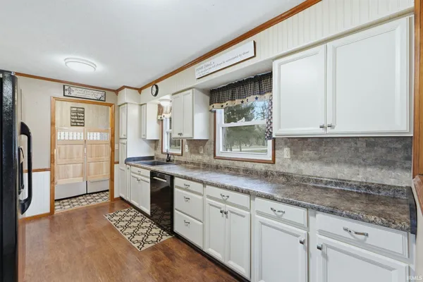 $380,000 | 2446 East 350 North, Bluffton, IN 46714