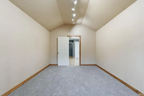 $380,000 | 2446 East 350 North, Bluffton, IN 46714