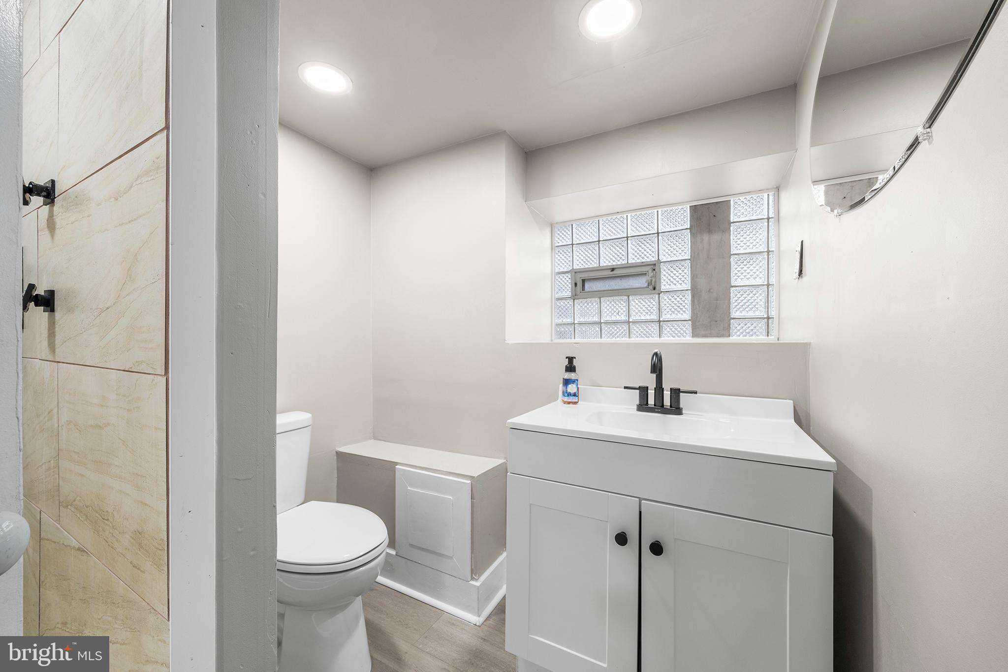 6630 Boyer Street Philadelphia, PA 19119 - Photo 21 of 31