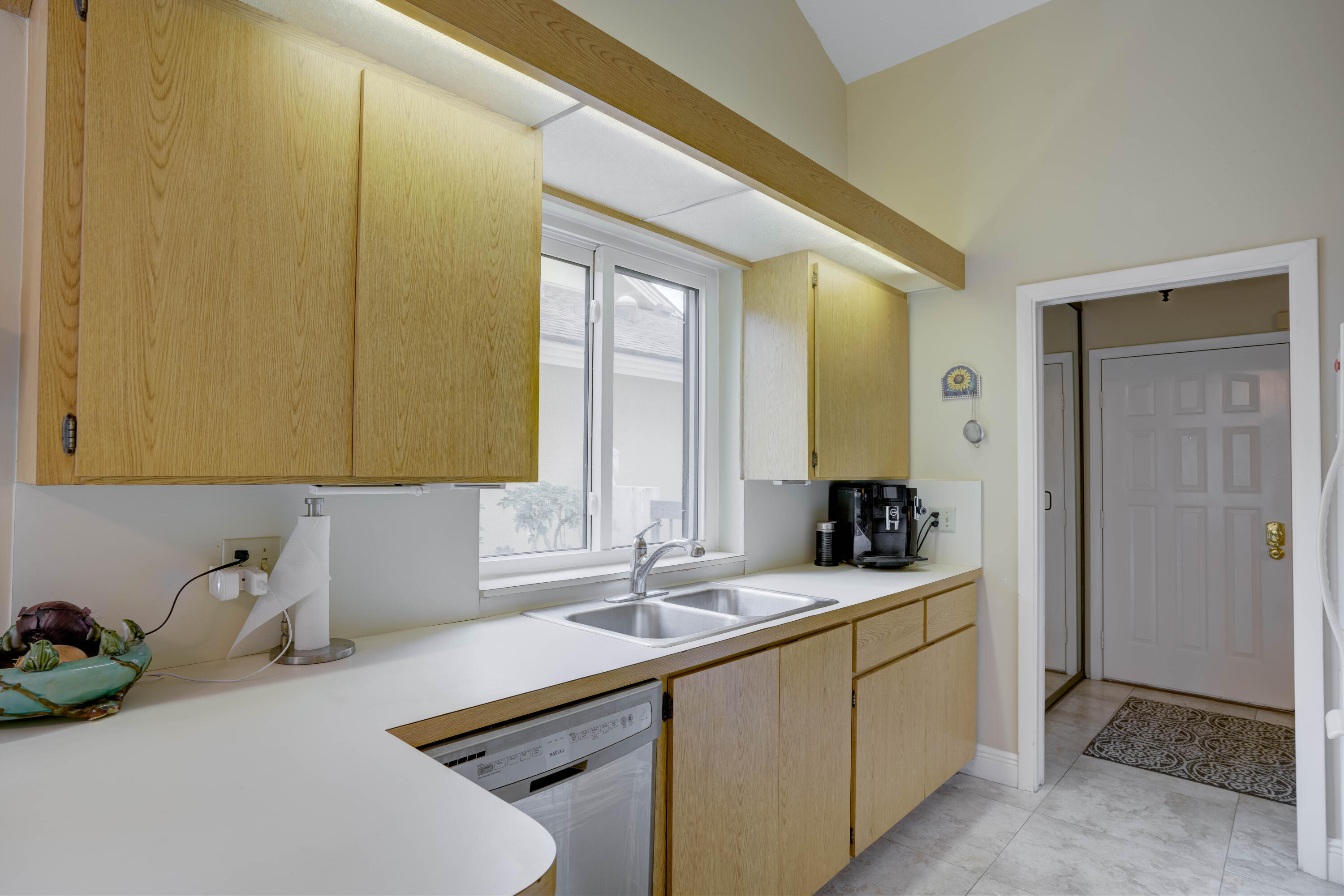 143 Cape Pointe Circle Jupiter, FL 33477 - Photo 12 of 41 38__mlp7573_4_5_6_7