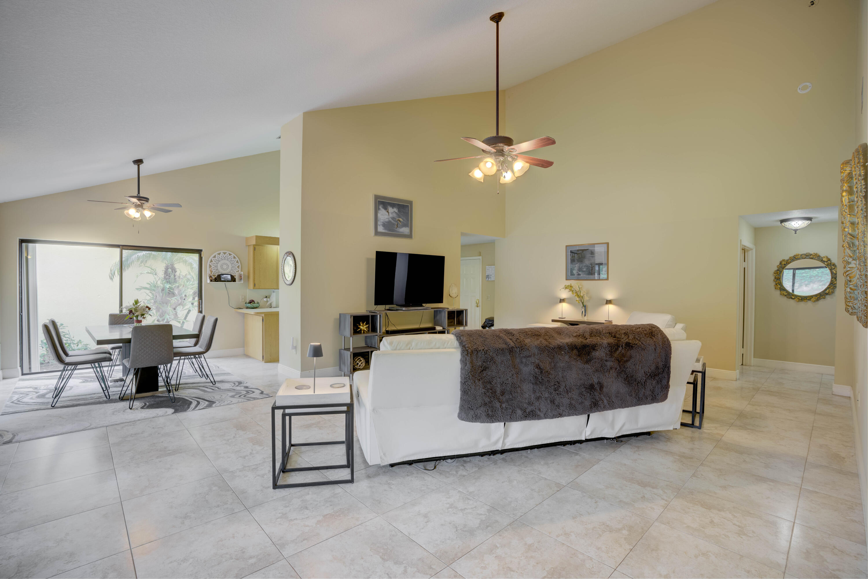 143 Cape Pointe Circle Jupiter, FL 33477 - Photo 8 of 41 35__mlp7558_59_60_61_62