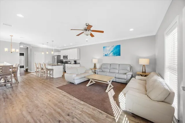 $2,400,000 | 6006 Thomas Drive, Panama City Beach, FL 32408