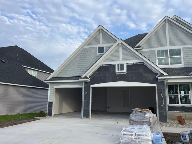 $905,000 | 4729 131st Avenue Northeast, Blaine, MN 55449