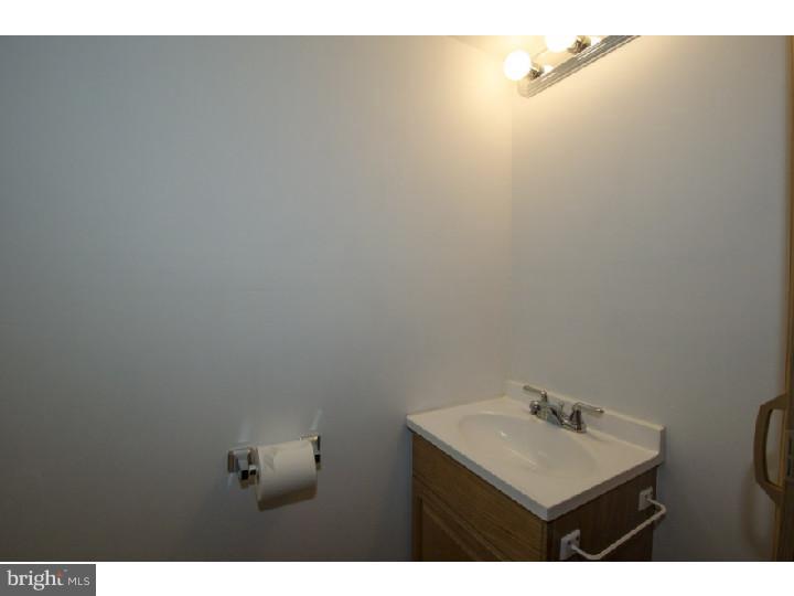28 Waverly Road Havertown, PA 19083 - Photo 18 of 24 Half Bath