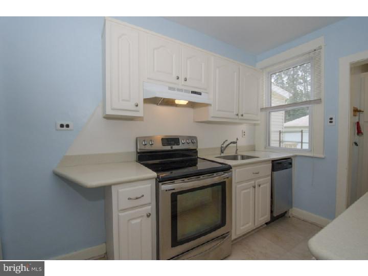 28 Waverly Road Havertown, PA 19083 - Photo 7 of 24 Kitchen