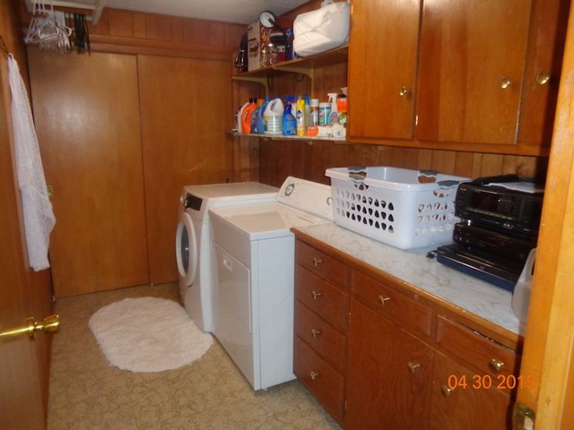 1001 North 3rd Street Rochelle, IL 61068 - Photo 11 of 12 a view of storage room