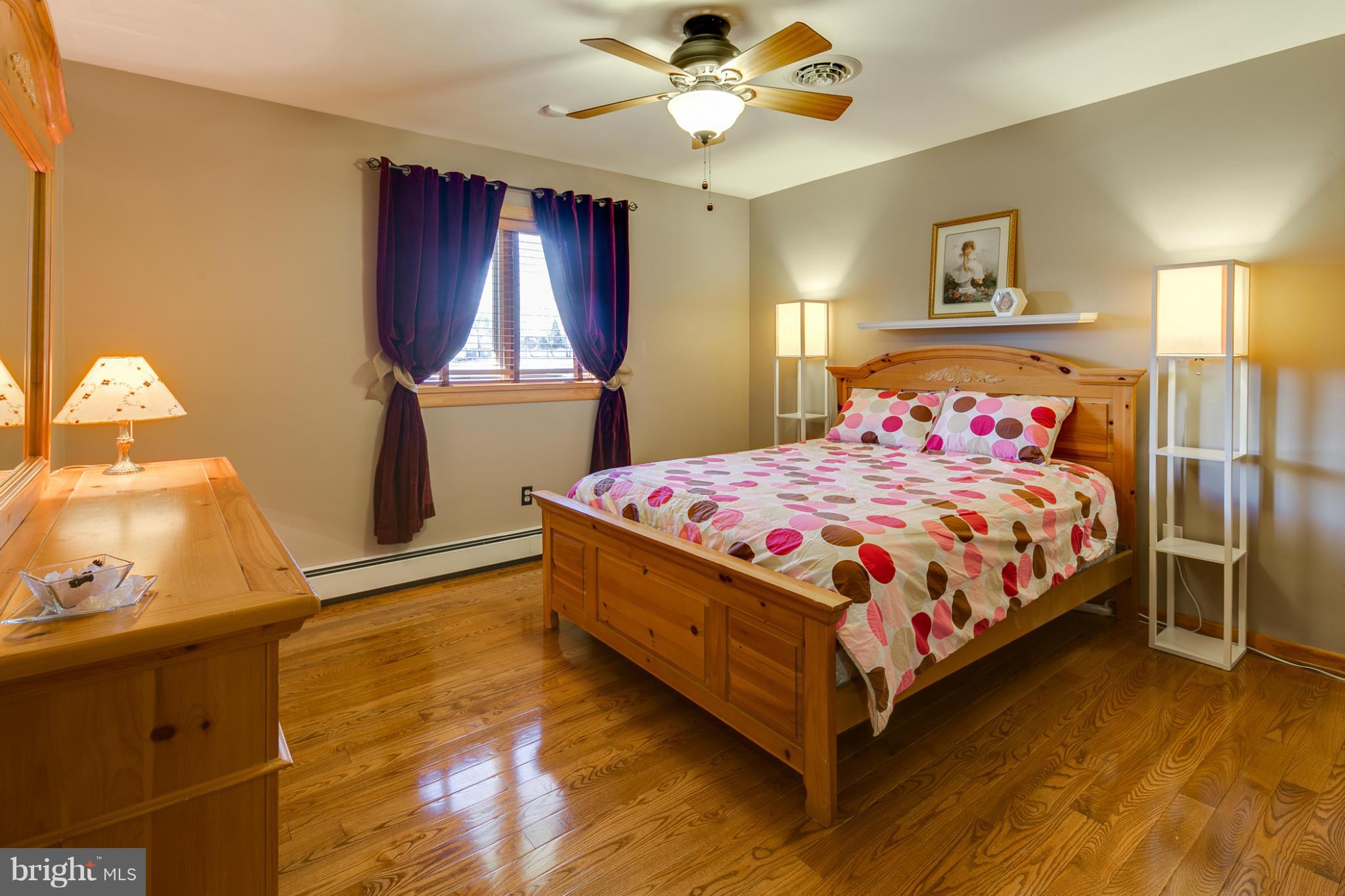 12994 Linden Church Road Clarksville, MD 21029 - Photo 14 of 27 Bedroom