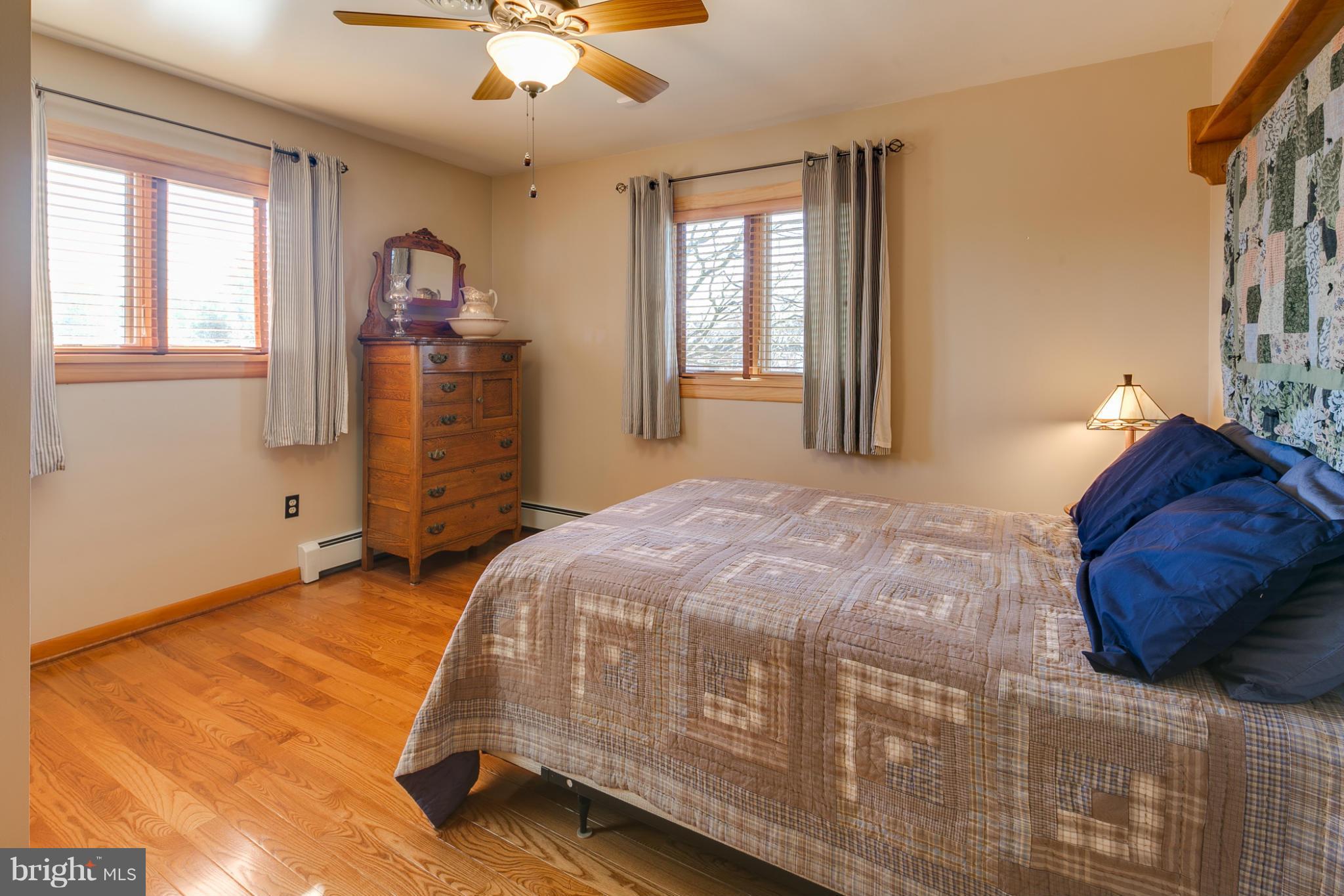 12994 Linden Church Road Clarksville, MD 21029 - Photo 16 of 27 Bedroom