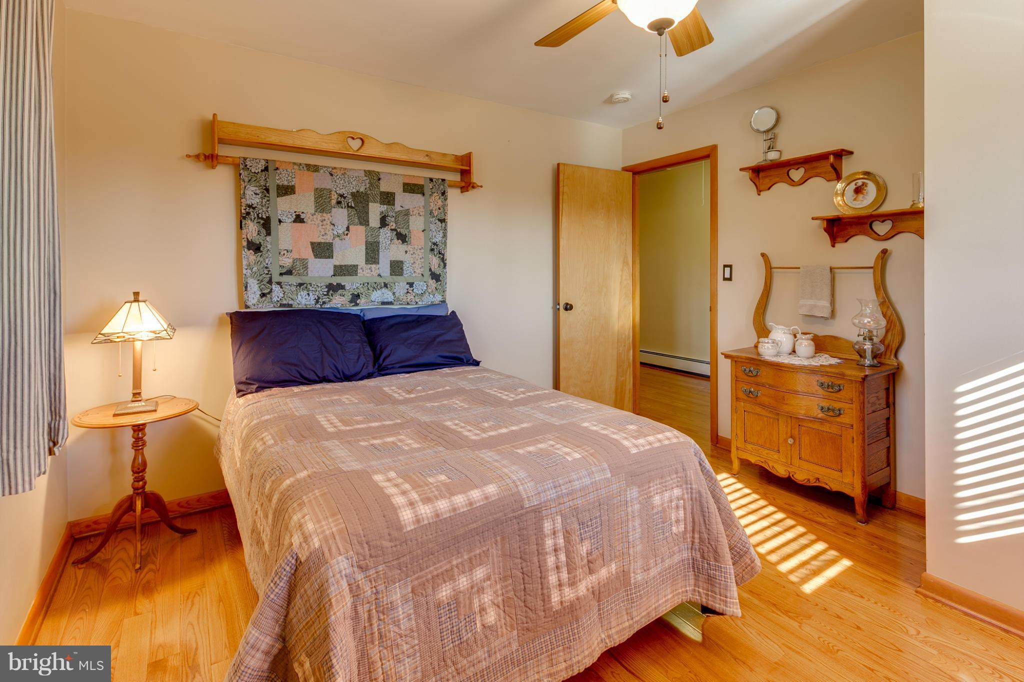 12994 Linden Church Road Clarksville, MD 21029 - Photo 17 of 27 Bedroom