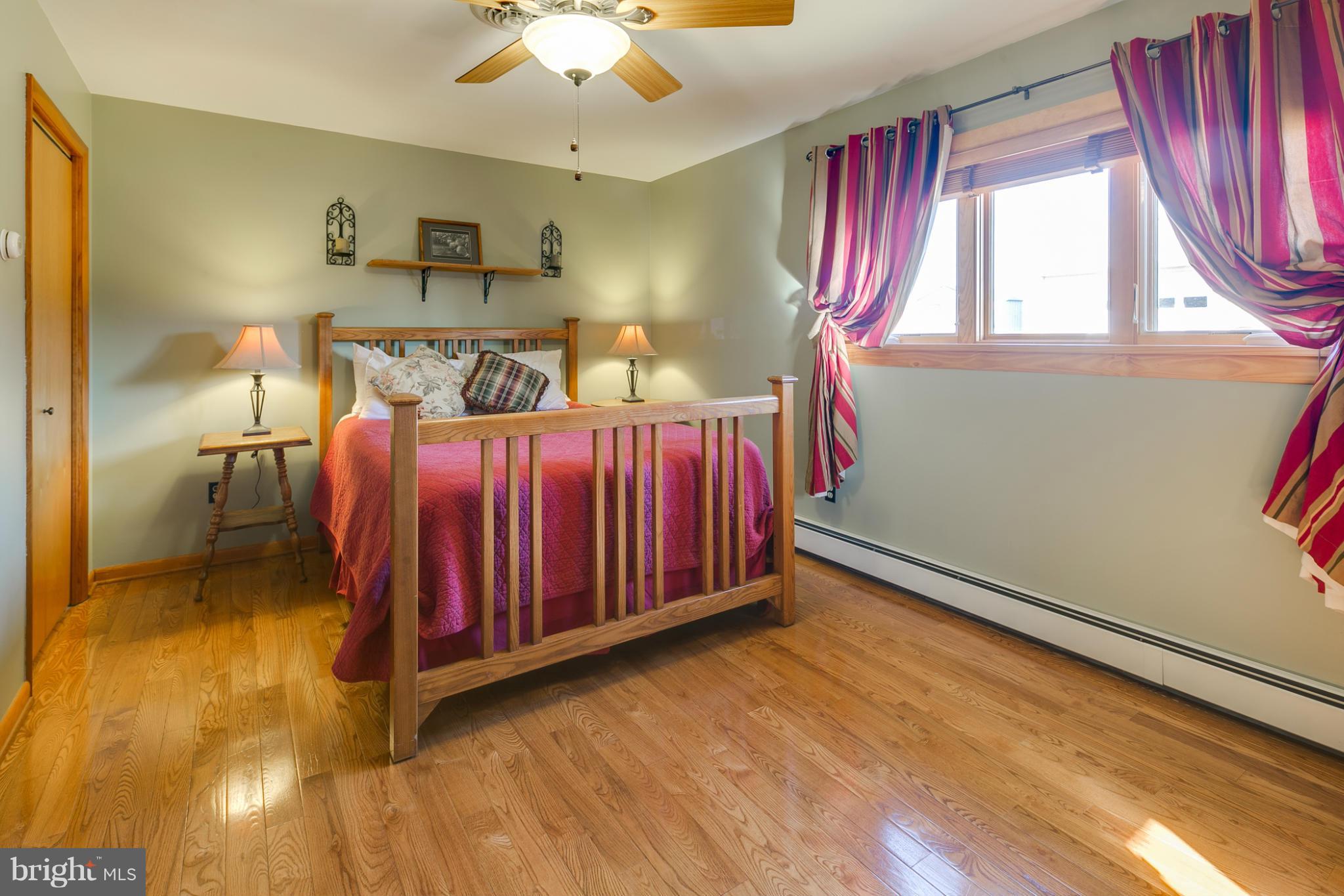 12994 Linden Church Road Clarksville, MD 21029 - Photo 20 of 27 Bedroom (Master)