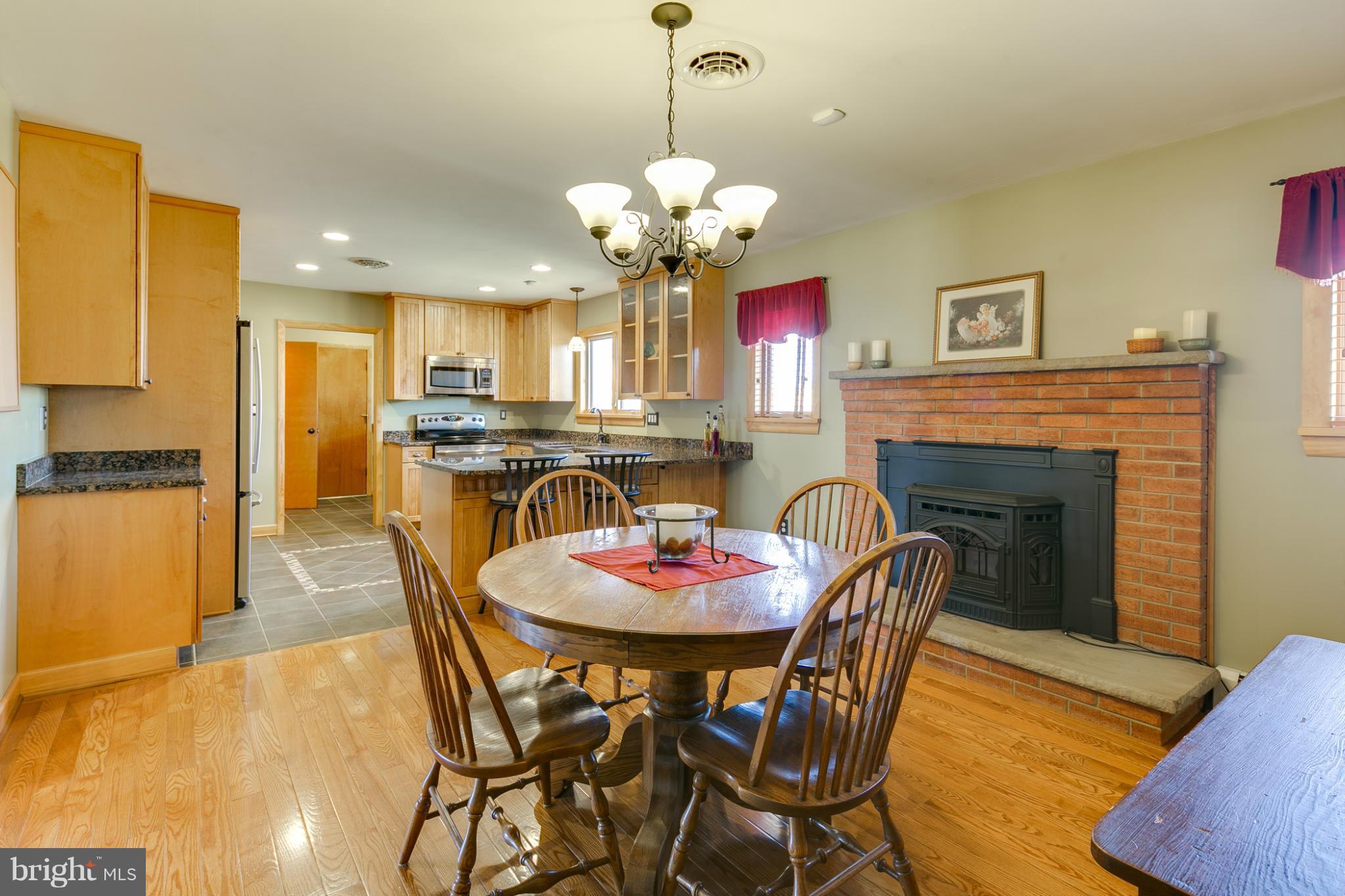 12994 Linden Church Road Clarksville, MD 21029 - Photo 8 of 27 Dining Room