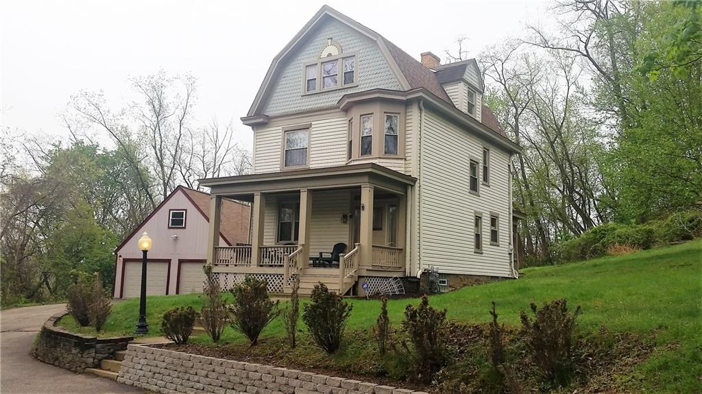 343 Roosevelt Road Pittsburgh, PA 15237 - Photo 4 of 25 Well maintained large Victorian on private lot with detached garage.
