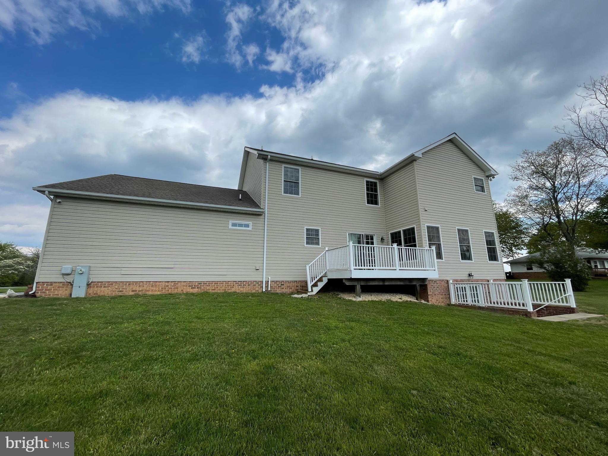 5112 Bushey Road Sykesville, MD 21784 - Photo 3 of 12 Gallery Image 3