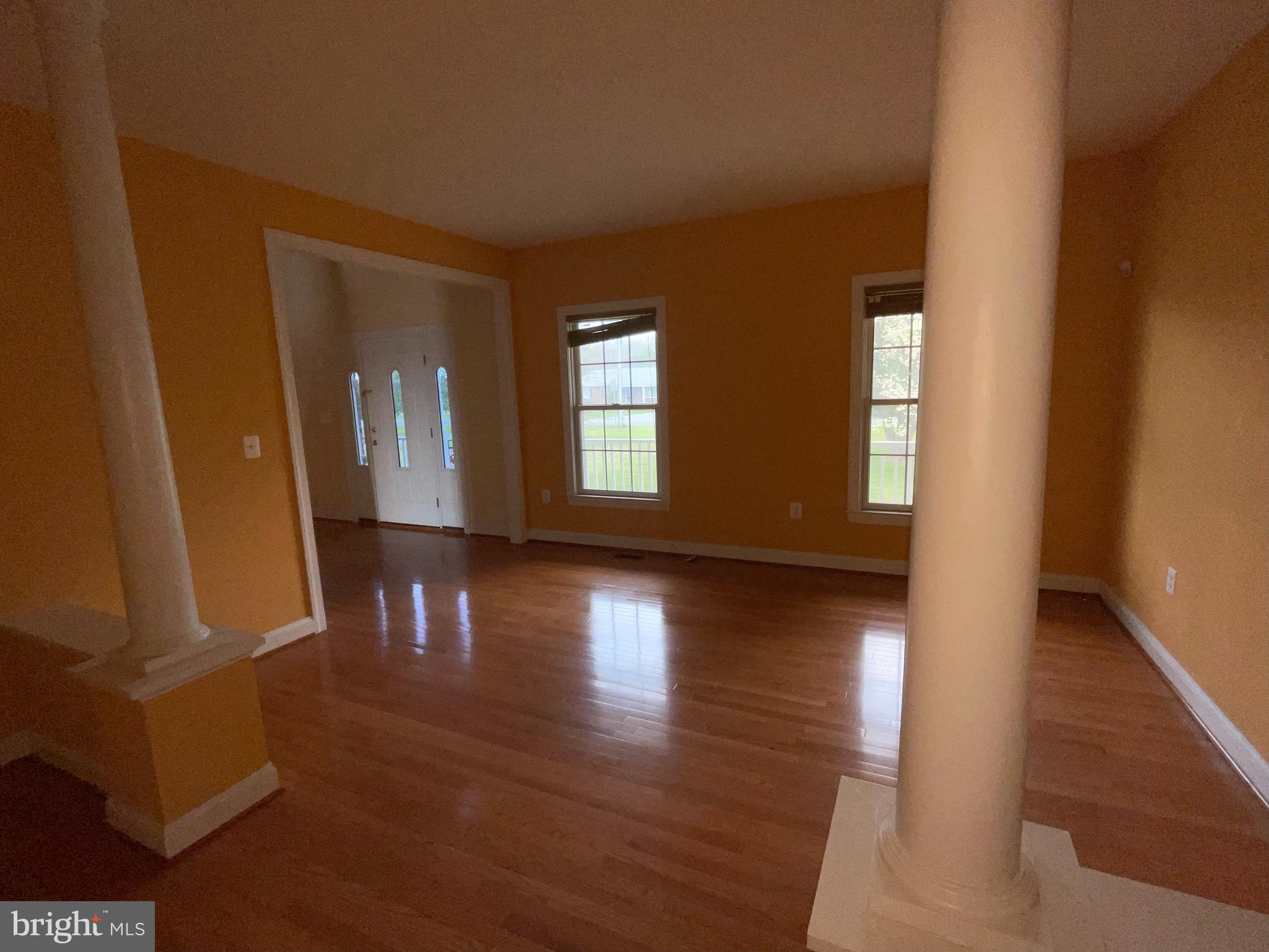 5112 Bushey Road Sykesville, MD 21784 - Photo 4 of 12 Gallery Image 4