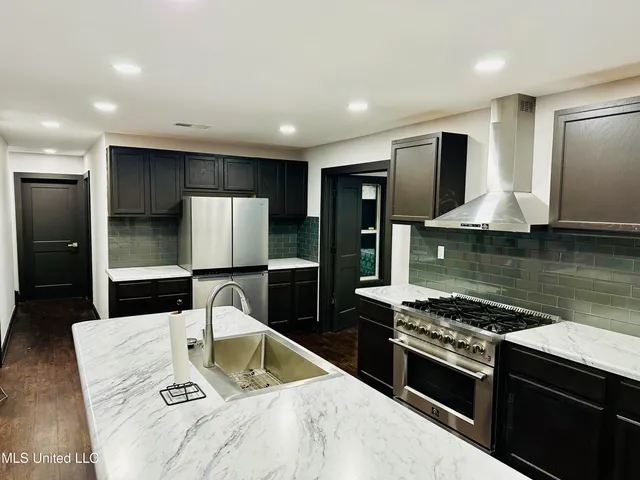 $287,000 | 15 Sunset Acres Road, Holly Springs, MS 38635