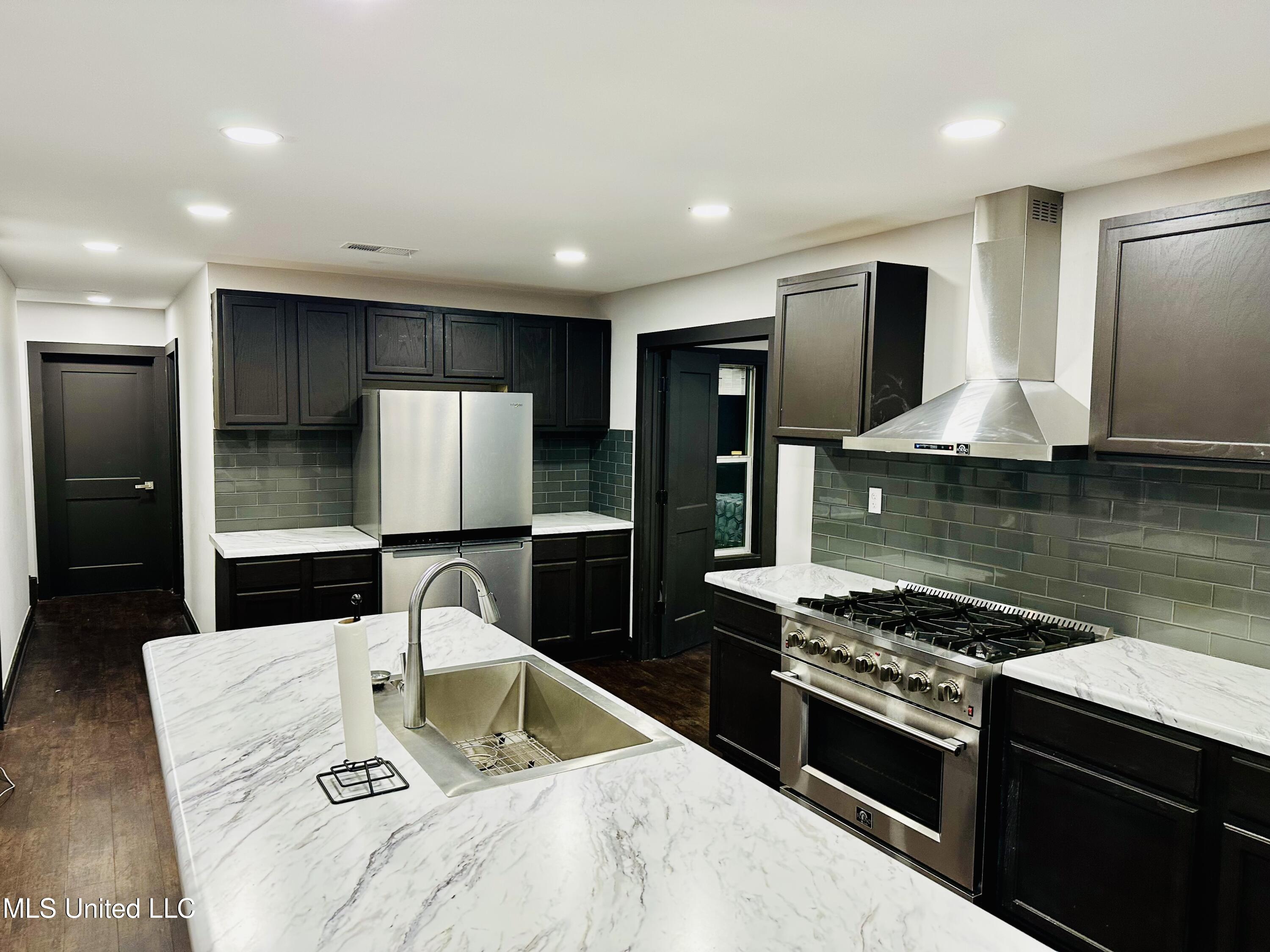 15 Sunset Acres Road Holly Springs, MS 38635 - Photo 6 of 12 IMG_0708