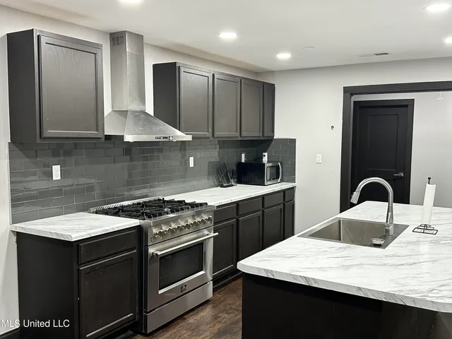 $287,000 | 15 Sunset Acres Road, Holly Springs, MS 38635