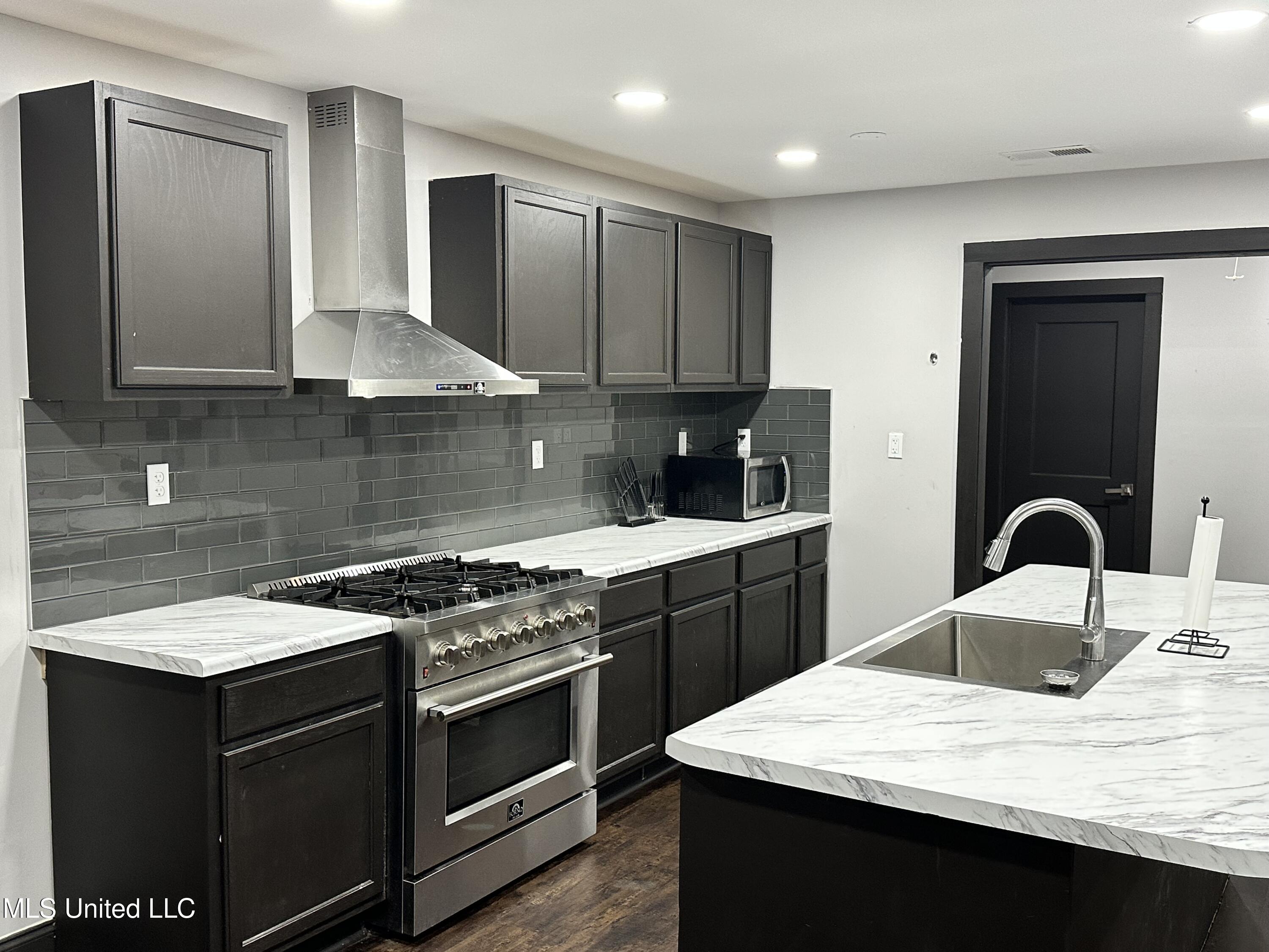 15 Sunset Acres Road Holly Springs, MS 38635 - Photo 7 of 12 IMG_1151