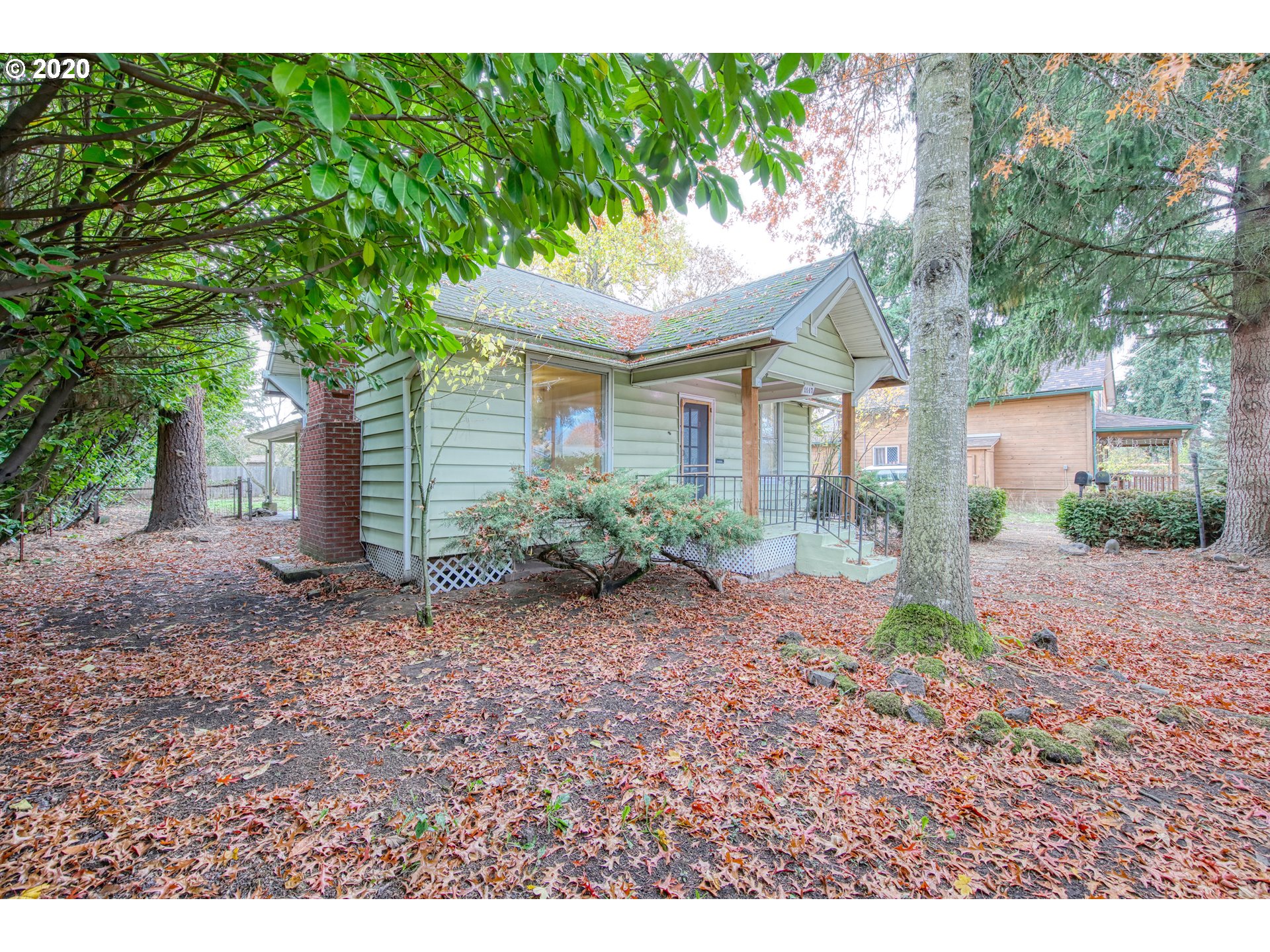 1147 7th Street Springfield, OR 97477 - Photo 3 of 32