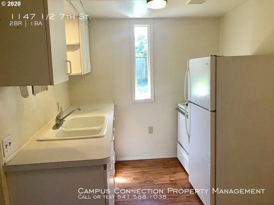 1147 7th Street Springfield, OR 97477 - Photo 25 of 32
