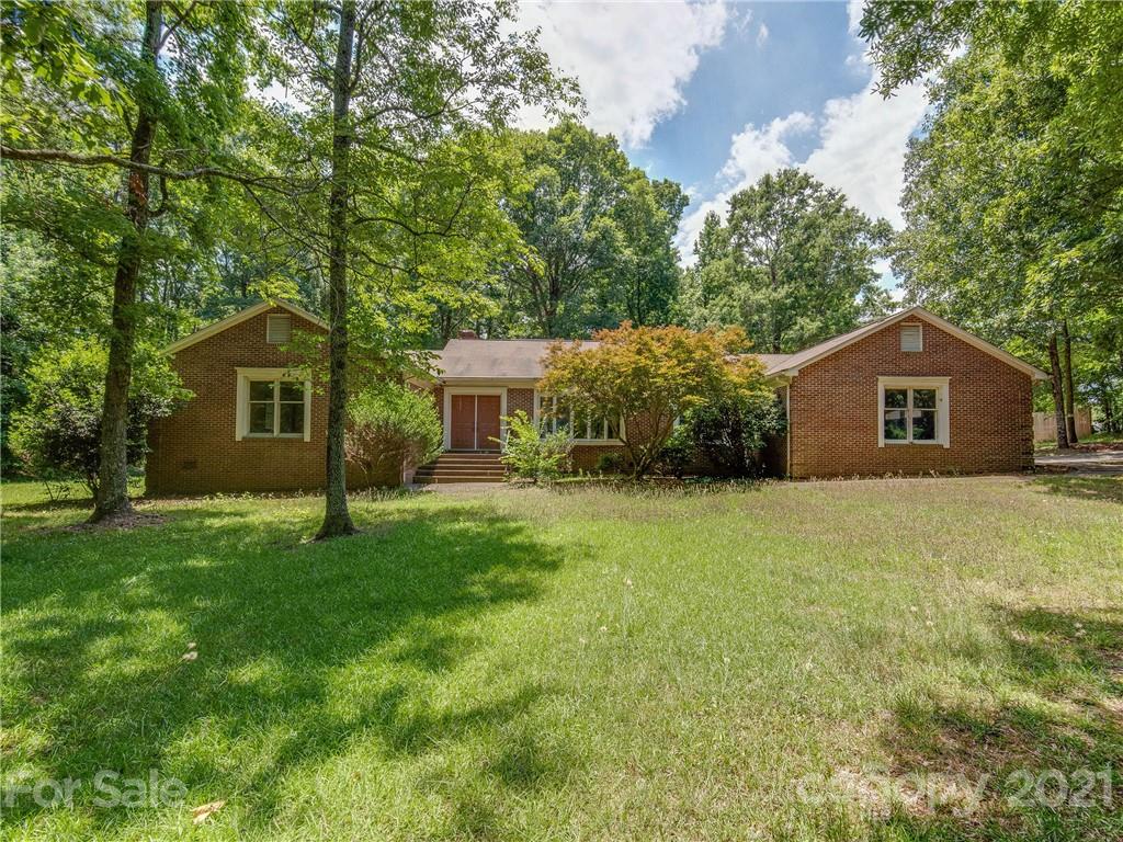 2718 James Hamilton Road Monroe, NC 28110 - Photo 1 of 43 Gallery Image 1