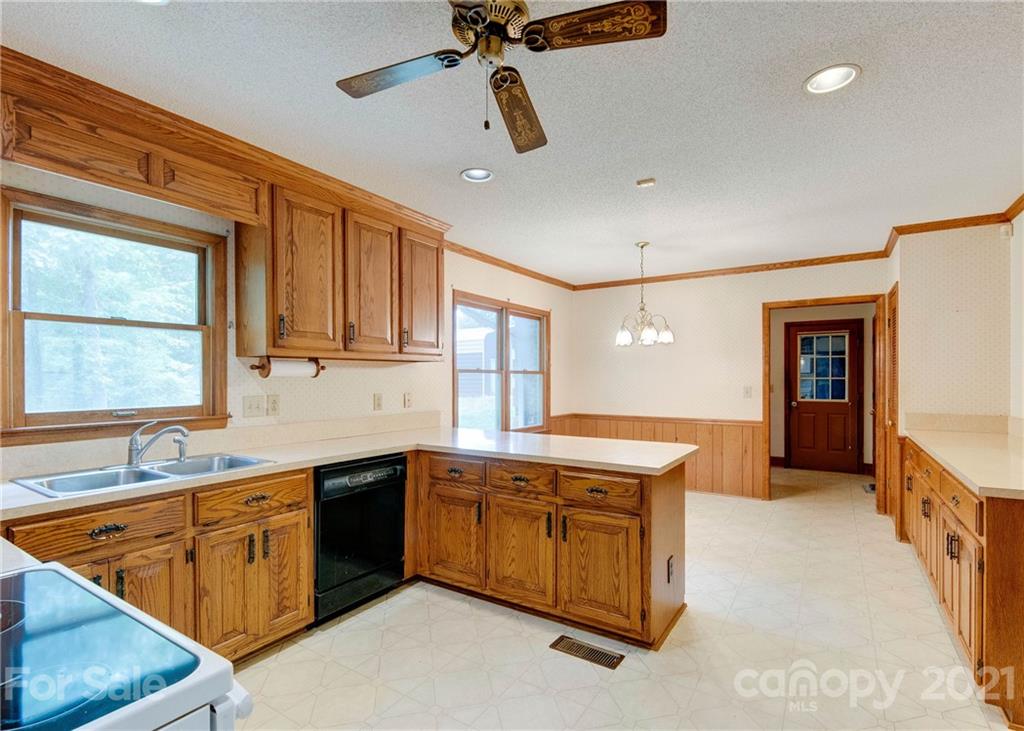 2718 James Hamilton Road Monroe, NC 28110 - Photo 19 of 43 Gallery Image 19