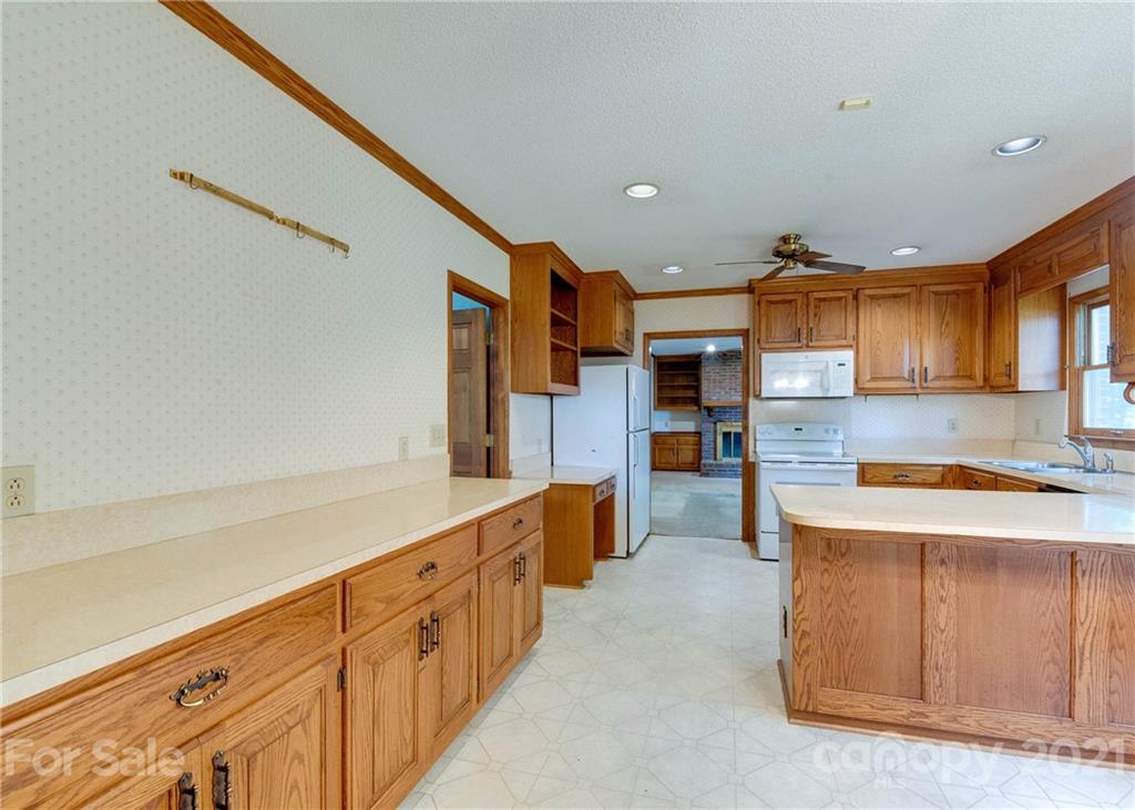 2718 James Hamilton Road Monroe, NC 28110 - Photo 24 of 43 Gallery Image 24