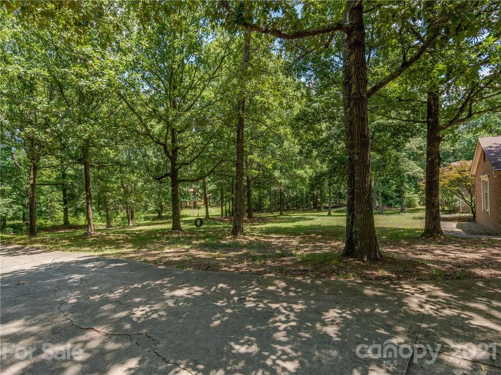 2718 James Hamilton Road Monroe, NC 28110 - Photo 6 of 43 Gallery Image 6