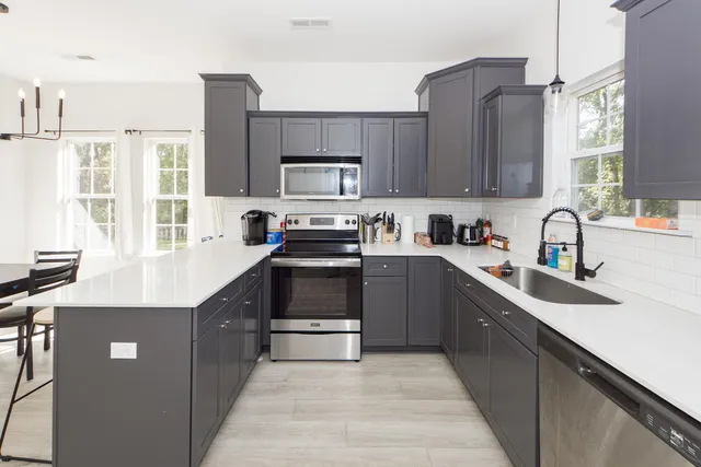 $2,350 | 122 Red Cypress Drive, Goose Creek, SC 29445