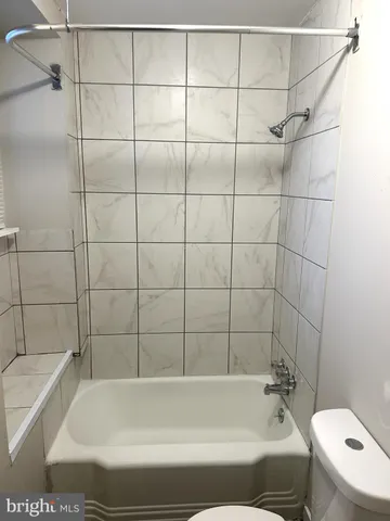 $1,195 | 425 Highland Avenue, Unit A, Chester, PA 19013