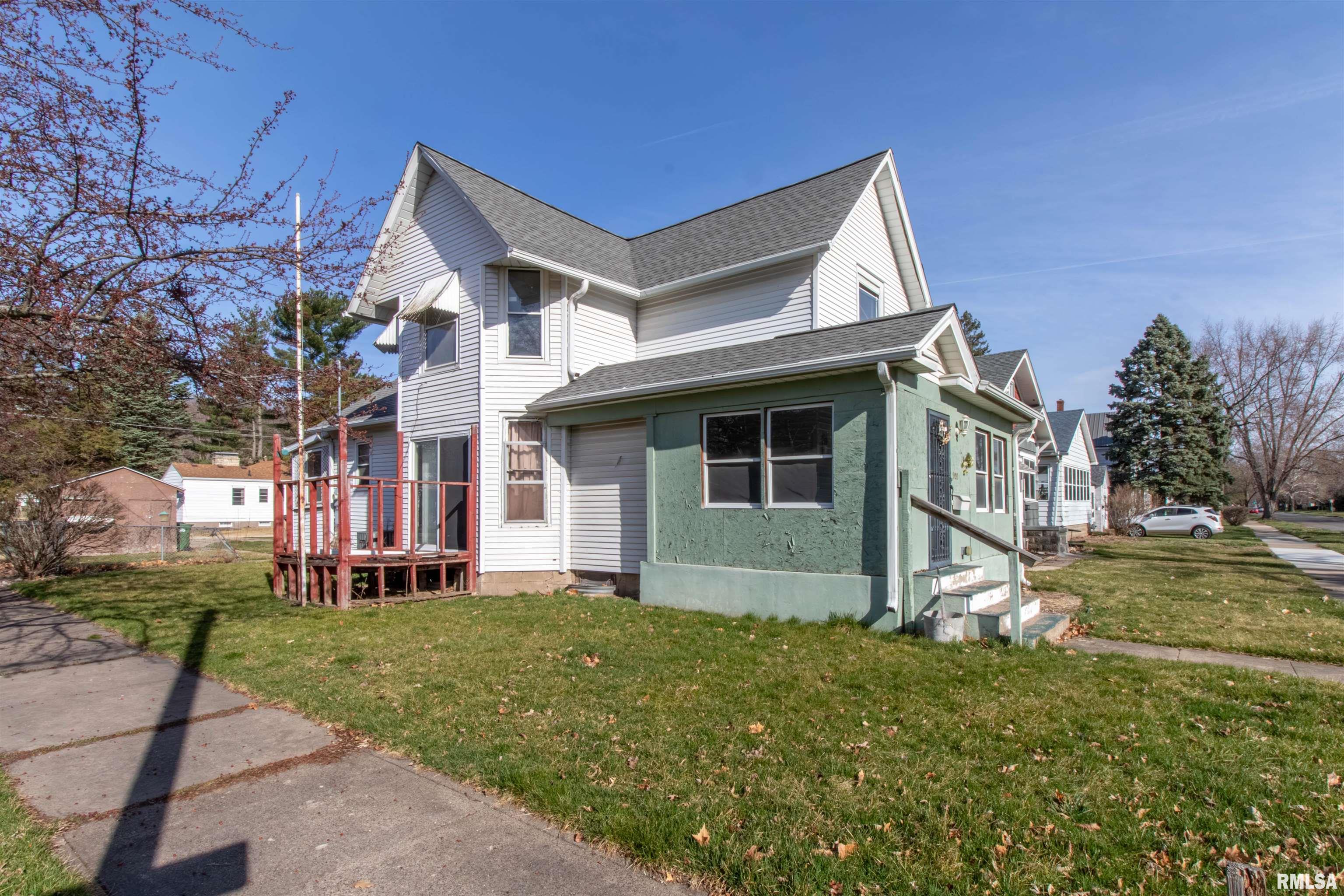 900 North 3rd Street Clinton, IA 52732 - Photo 2 of 18 Gallery Image 2
