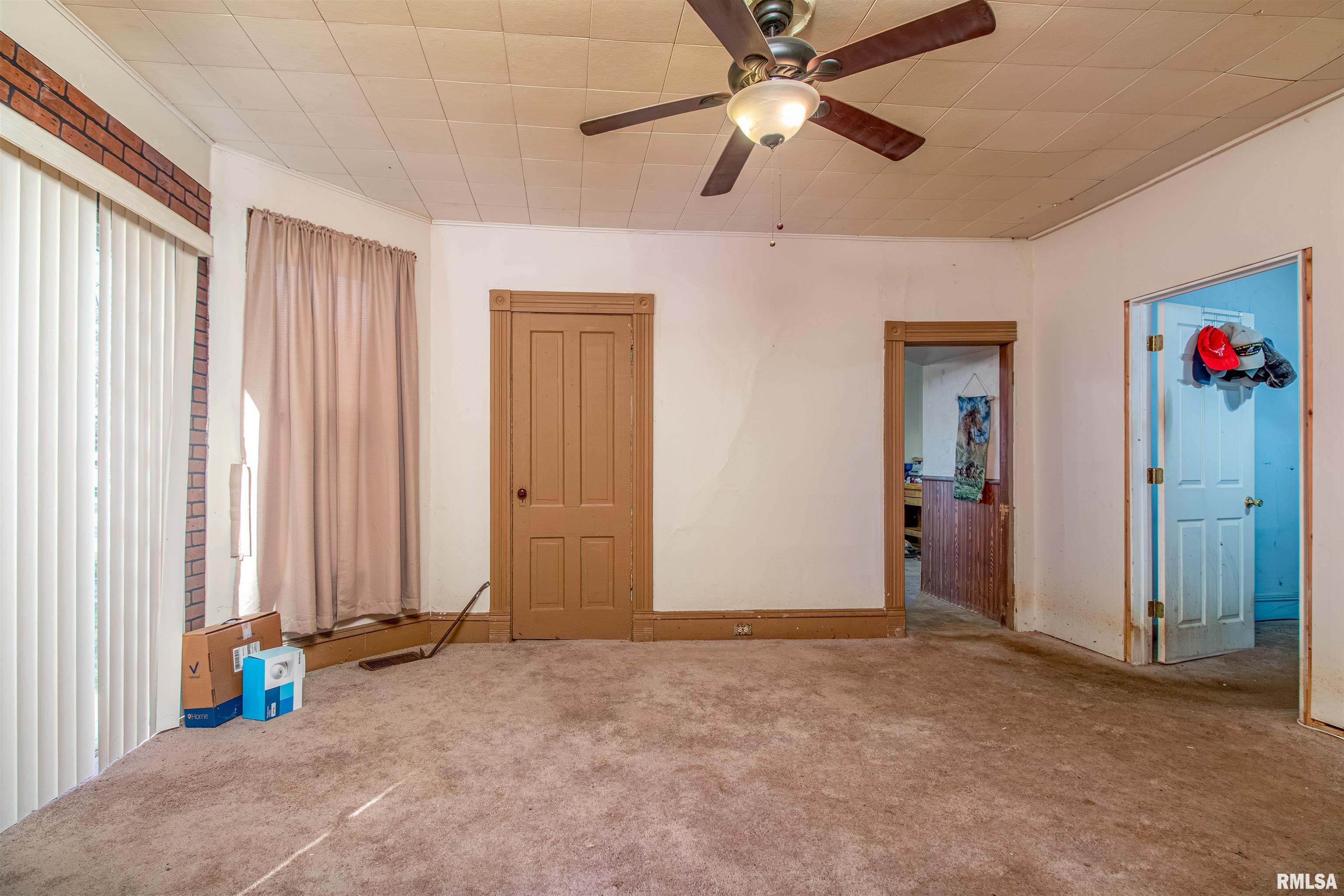 900 North 3rd Street Clinton, IA 52732 - Photo 5 of 18 Gallery Image 5